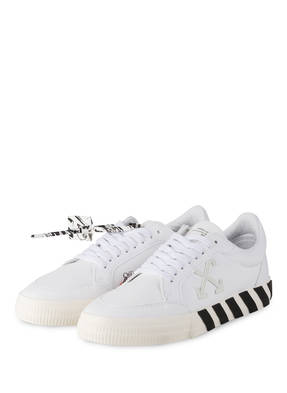 OFF-WHITE Sneaker
