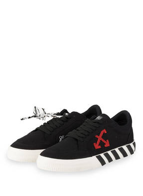 OFF-WHITE Sneaker