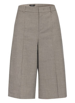 SET Shorts