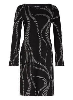 ana alcazar Kleid