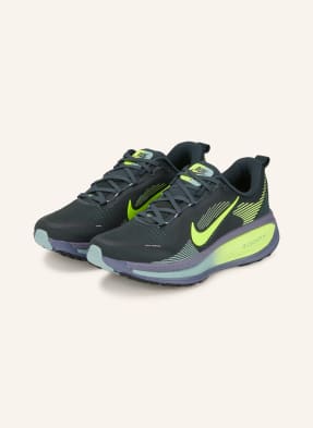 Nike Laufschuhe Vomero 18 gruen