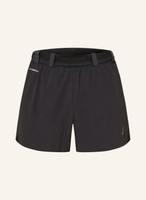 Asics Běžecké Šortky 2 V 1 Metarun černá