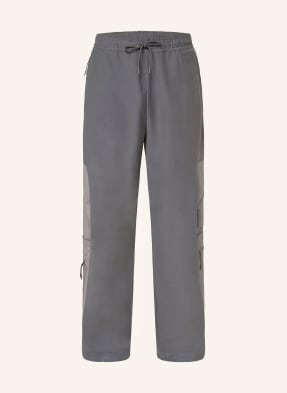 Nike Track Pants Shori Im Materialmix grau