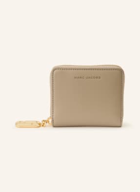 Marc Jacobs Geldbörse The Scene Slim Compact Wallet beige