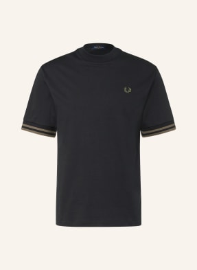 Fred Perry Tričko černá / olivová
