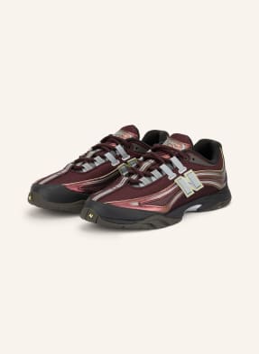 New Balance Sneaker rc56 rot