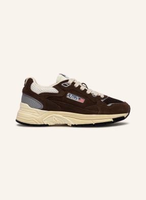 Autry Sneakersy Hyperway Low Um tmavě hnědá / stříbrná / bílá