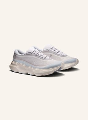 On Sneakersy Cloudsoma Hike světle šedá