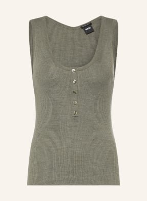 Boss Top Fafflesia gruen