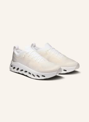 On Sneakersy Cloudtilt Moon bílá