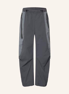 Nike Sportovní Kalhoty Tech tmavě šedá / šedá