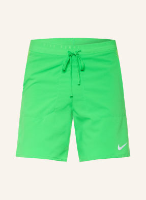 Nike Bežecké Šortky 2 V 1 Stride neonově zelená
