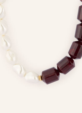 Vanessa Baroni Náhrdelník Barrel Pearl tmavě červená / zlatá / bílá