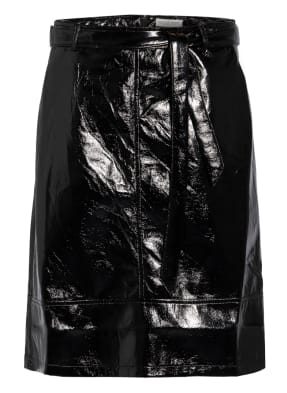 summum woman Rock in Lackoptik