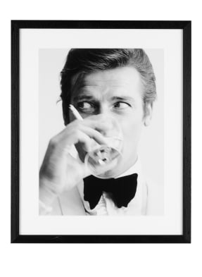 JACOB BADEN Wandbild ROGER MOORE