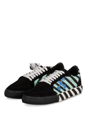 Off-White Sneaker