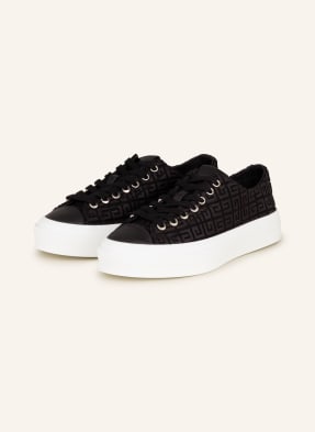 GIVENCHY Sneakers 