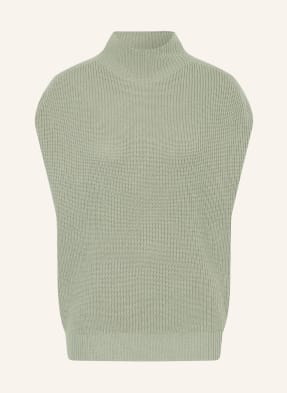 FFC Sleeveless sweater