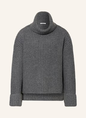 CUCCIA Oversized turtleneck sweater