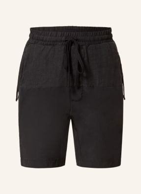 thom/krom Shorts in mixed materials with linen