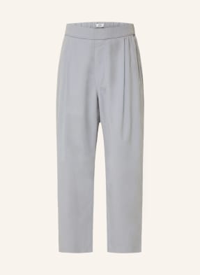 COS Chinos regular fit with cropped leg length