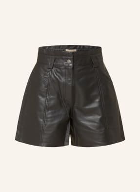 ROUGE VILA Leather shorts
