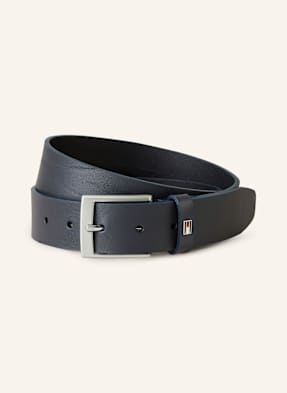 Tommy Hilfiger Kožený Pásek Adan tmavě modrá