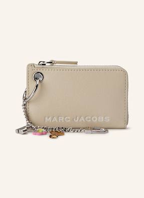 Marc Jacobs Přívěsek Na Tašku The Coin Purse Charm Chain krémová