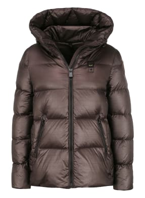 Blauer Daunenjacke