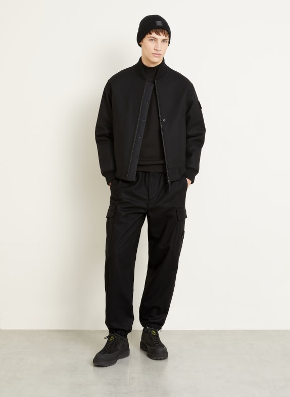STONE ISLAND Cargobroek GHOST van flanel ZWART