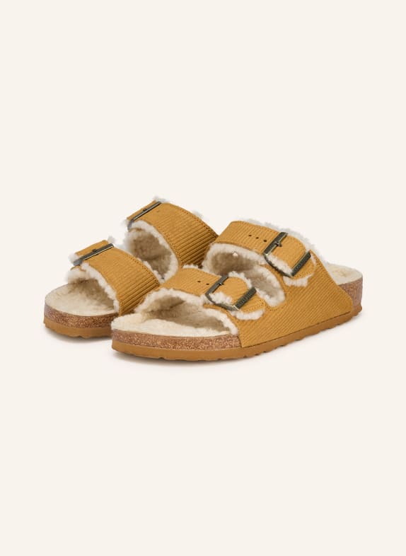 BIRKENSTOCK Pantoletten ARIZONA TEDDY LEVE CAMEL