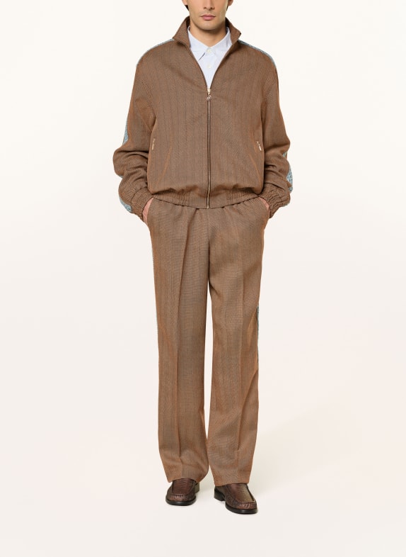 DRÔLE DE MONSIEUR Broek LE PANTALON CHEVRON Regular Fit CAMEL / MARRON FONCÉ / LICHTBLAUW