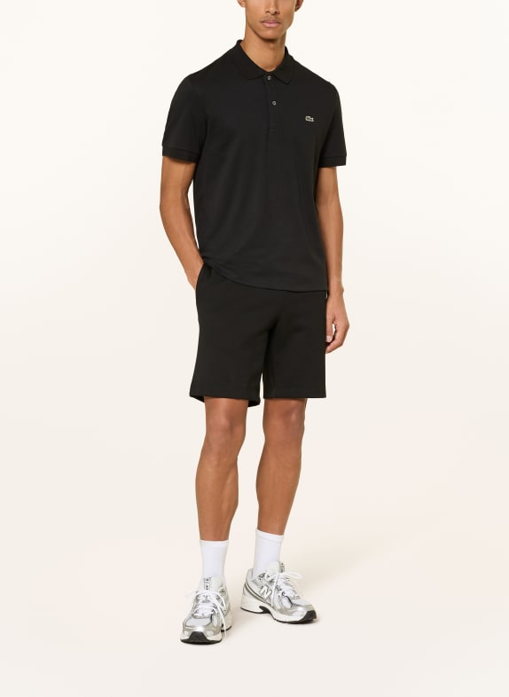 LACOSTE Šortky z mikinové látky ČERNÁ