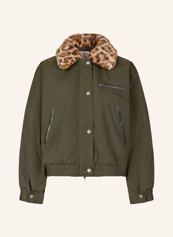 BAUM UND PFERDGARTEN Bunda s umělou kožešinou TMAVĚ ZELENÁ / TMAVĚ HNĚDÁ / HNĚDÁ