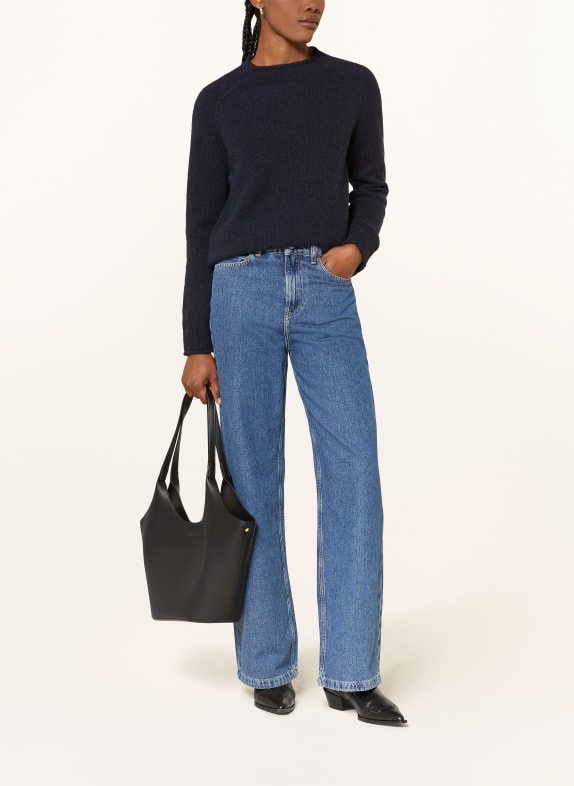 BOSS Sweter FESPERANASY GRANATOWY