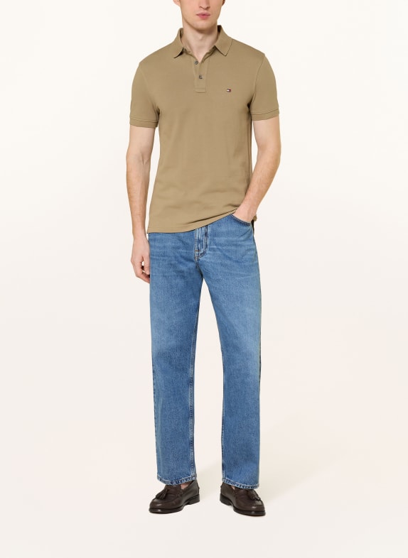 TOMMY HILFIGER Piqué-Poloshirt Slim Fit KHAKI