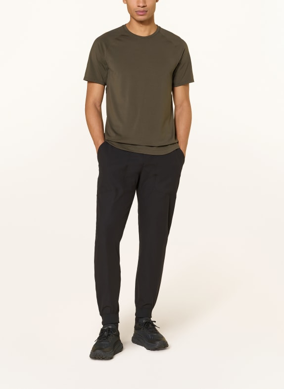 lululemon T-shirt LICENSE TO TRAIN DONKERGROEN