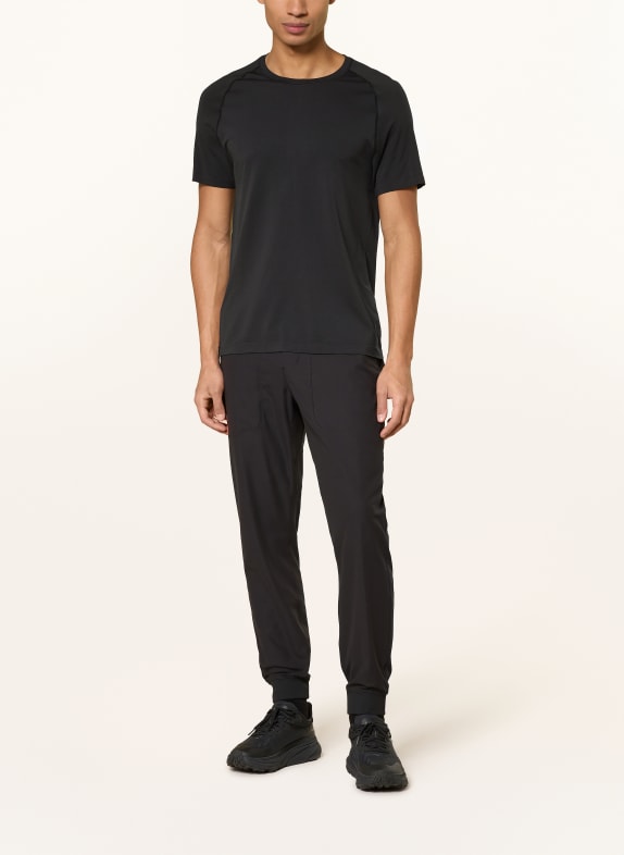 lululemon T-shirt METAL VENT TECH ZWART