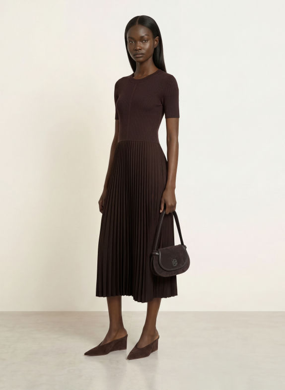 BOSS Kleid FADRIDI im Materialmix mit Plissees DUNKELBRAUN