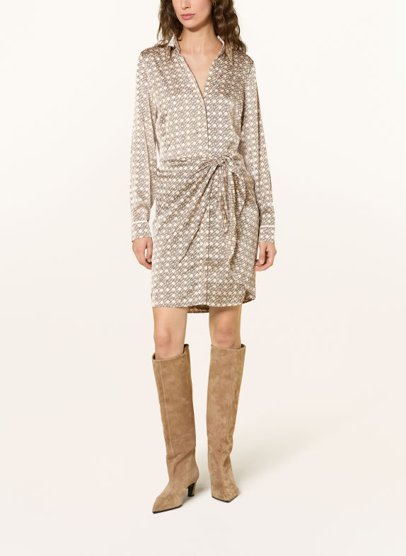 GUESS Robe en satin ALYA BEIGE / CRÈME / NOIR