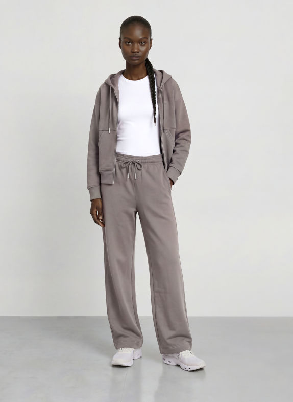 On CLUB COLLECTIVE Sweatpants DARK GRAY