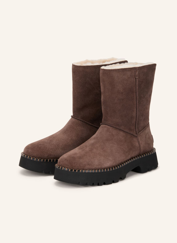 UGG Boots UPTOWNER SHORT BRAUN