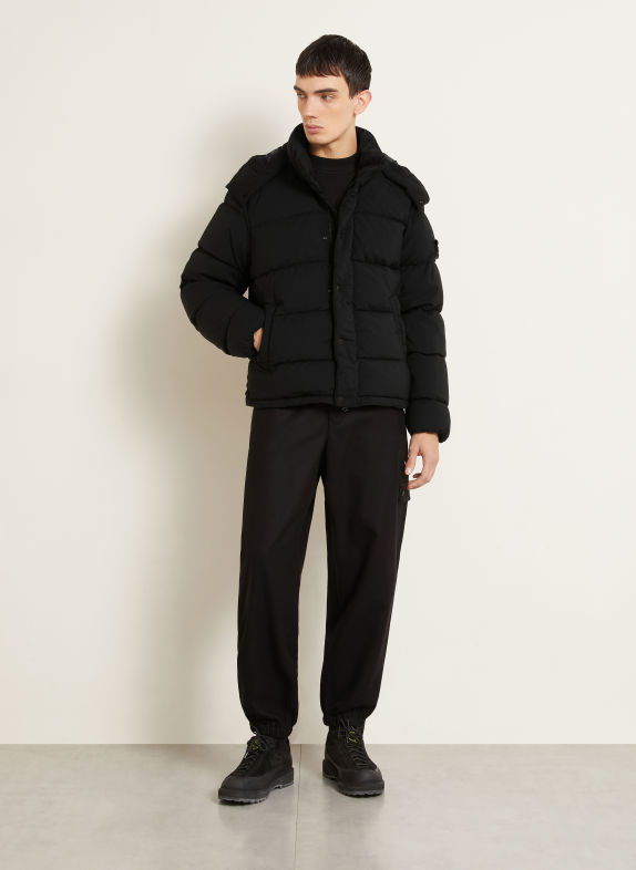 STONE ISLAND Daunenjacke GHOST mit abnehmbarer Kapuze SCHWARZ
