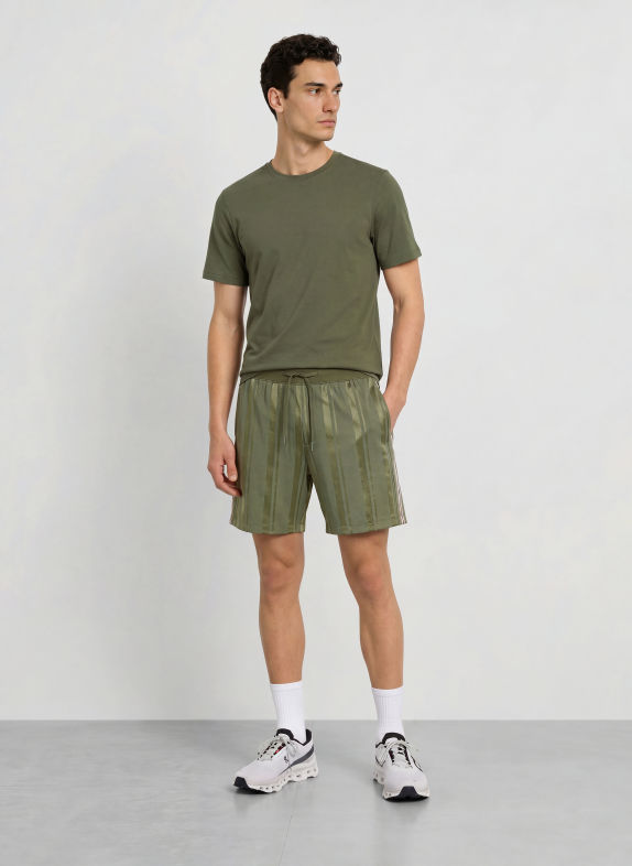 lululemon Short d'entraînement STRIPE GROEN / BLANC / NOIR