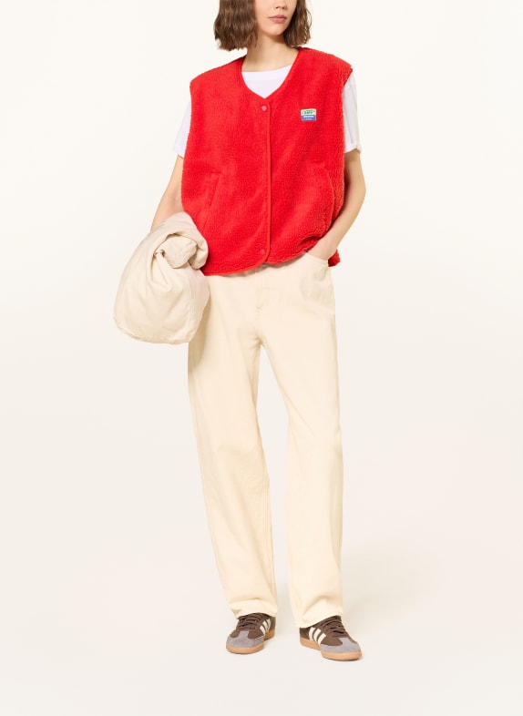 American Vintage Plyšová vesta ČERVENÁ