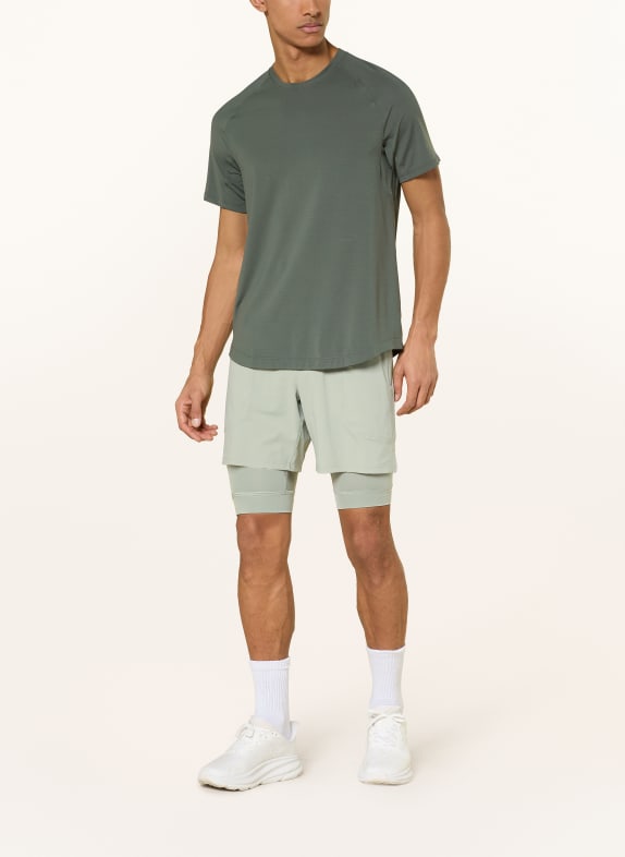 lululemon 2-in-1 trainingsshort LICENSE TO TRAIN 7IN LICHTGROEN