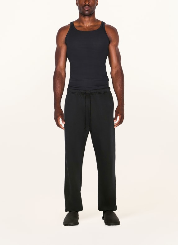 SKIMS Lounge-joggingbyxor FLEECE LOUNGE WASHED ONYX