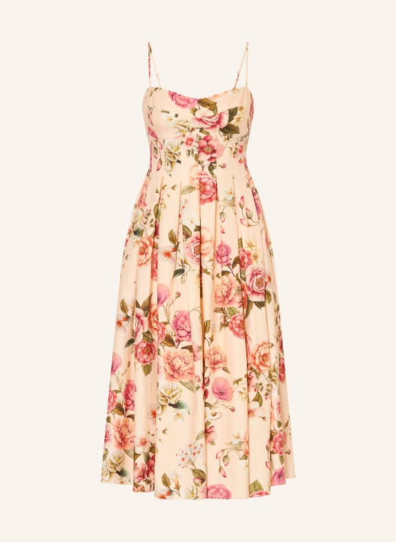 GUESS Šaty BRIA BARVA RŮŽOVÉHO ZLATA / TMAVĚ ČERVENÁ / TMAVĚ ZELENÁ