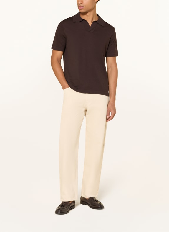 NN.07 Strikket poloshirt RYAN med hør MØRKEBRUN