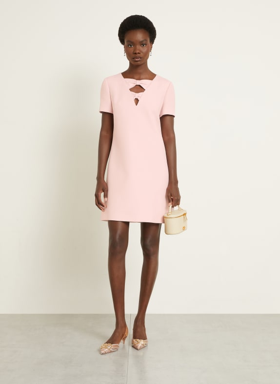 VALENTINO Robe fourreau en soie ROSÉ